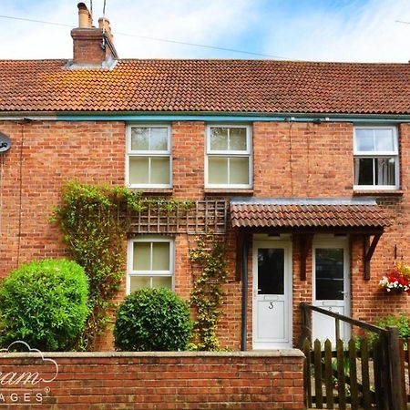 Brickyard Cottage Moreton  Bagian luar foto